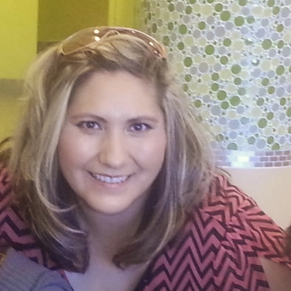 Meet your Posher, Carol - Picture 2 of 2